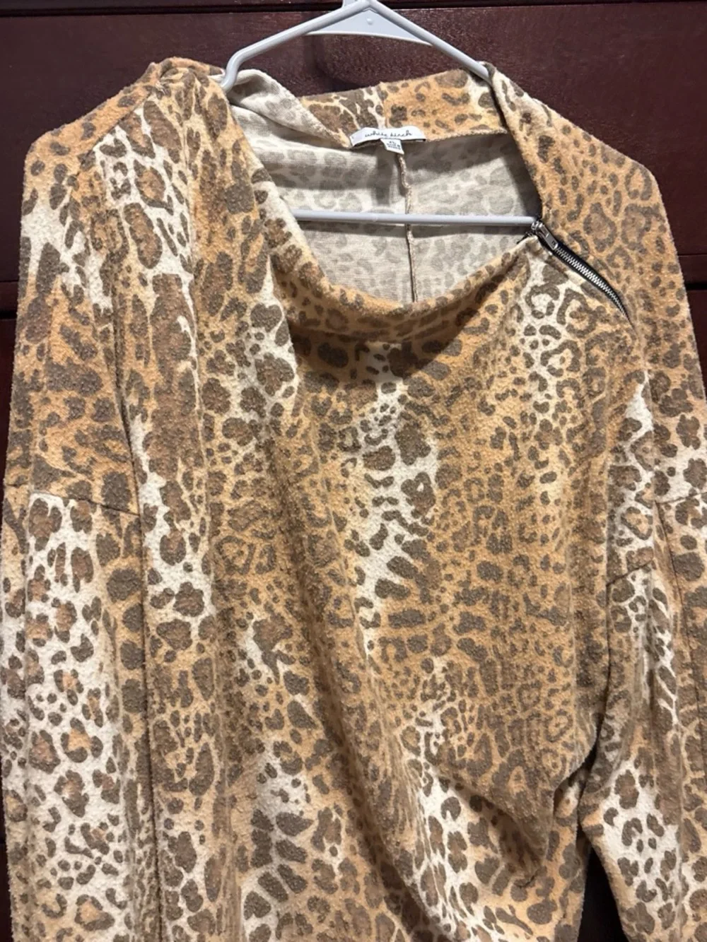 Women's Leopard Print Pullover Sweatshirt - Brown